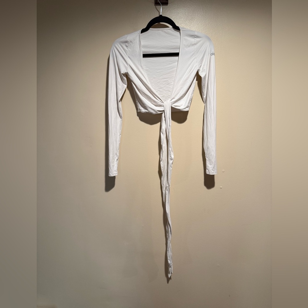 ALO Yoga White Escalate Wrap Top - Picture 7 of 15